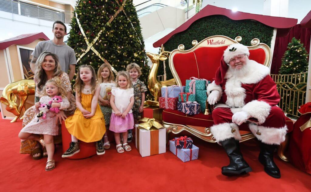 21 Best Places To Get Santa Photos Melbourne Tot Hot Or Not