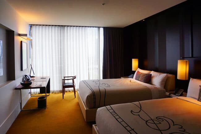 Crown Metropol Melbourne: Book Your Family Adventure | TOT: HOT OR NOT
