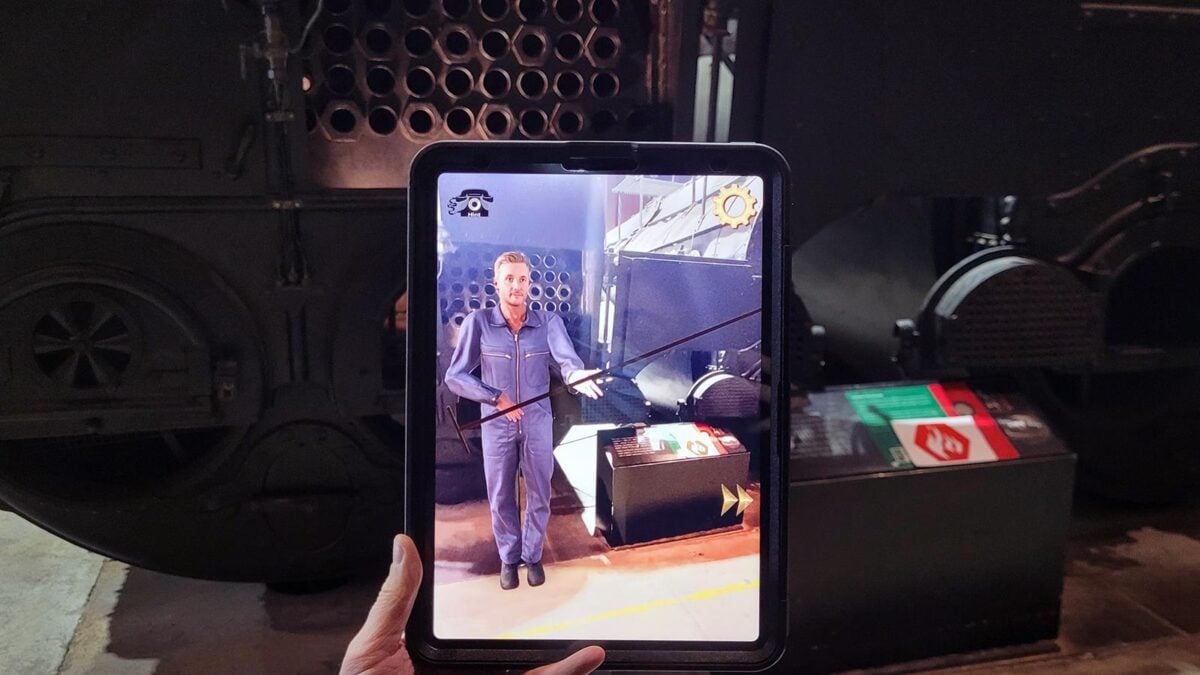 Scienceworks Melbourne: The Complete Family Guide 8 FlushBack iPad Activity