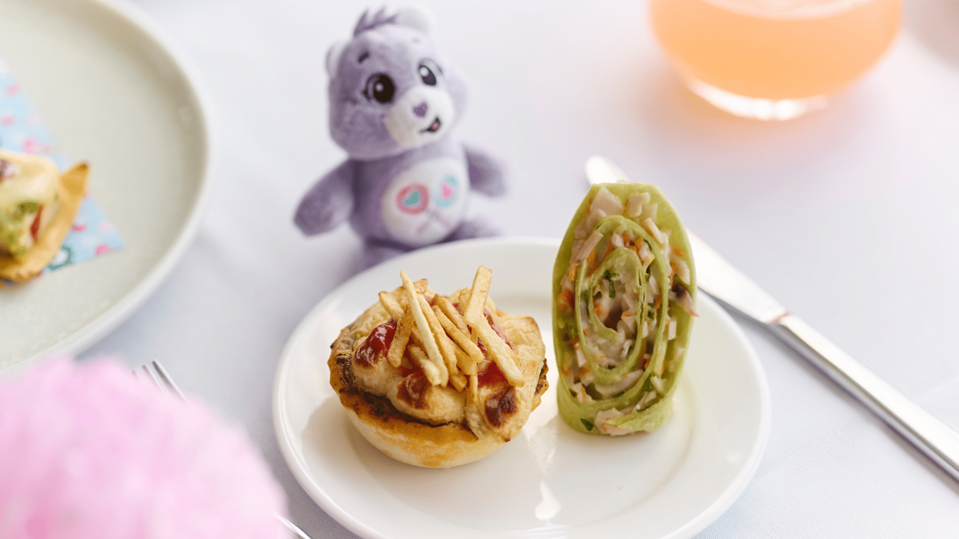 Care Bears™ Afternoon Tea 1 Care Bears™ Afternoon Tea