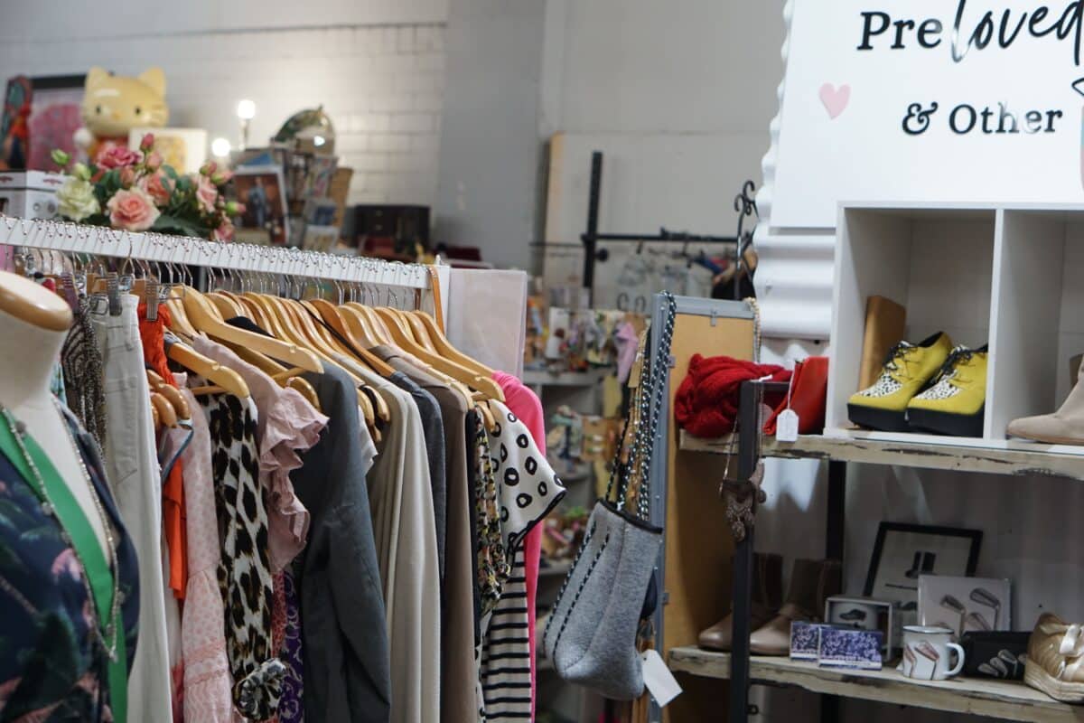 Great Ocean Road Vintage Trail: Op Shops, Antique Stores + Preloved Markets 7 Murray Street Market Colac Videos Joyce Watts