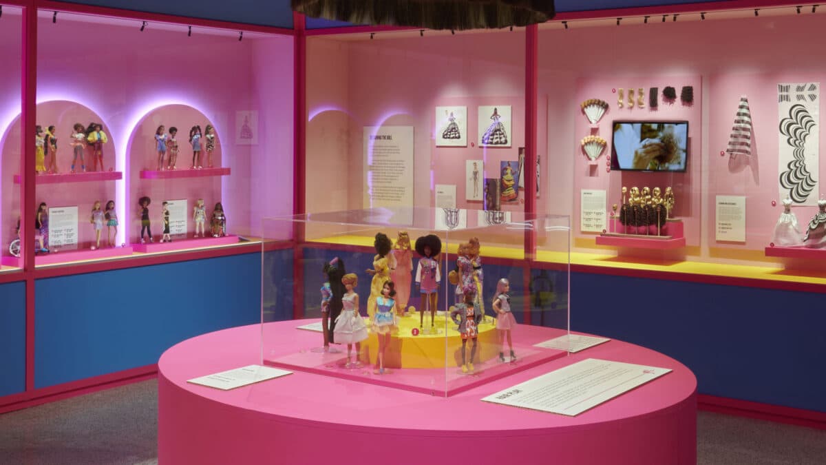 Barbie® The Exhibition at Melbourne Museum: 250 Dolls, One Very Pink Day Out 2 Barbie dolls Melbourne Museum