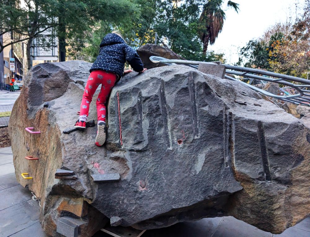 Rocks on Wheels: Southbank's Boulder Playground for Confident Climbers 6 Rocks Playground Southbank Photos Amy Gardner