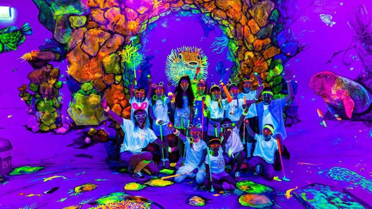 3D Glow and Putt Minigolf: Melbourne's New Neon Mini Golf Course 3 D Glow and Putt Minigolf